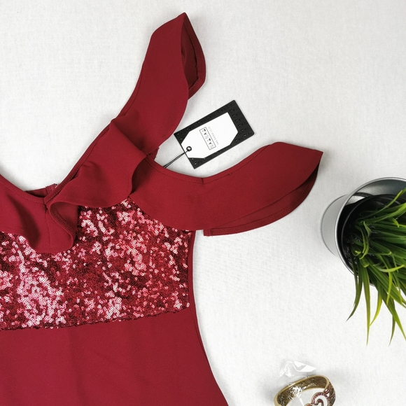 Stunning NaaNaa Dress - Picture 8 of 8